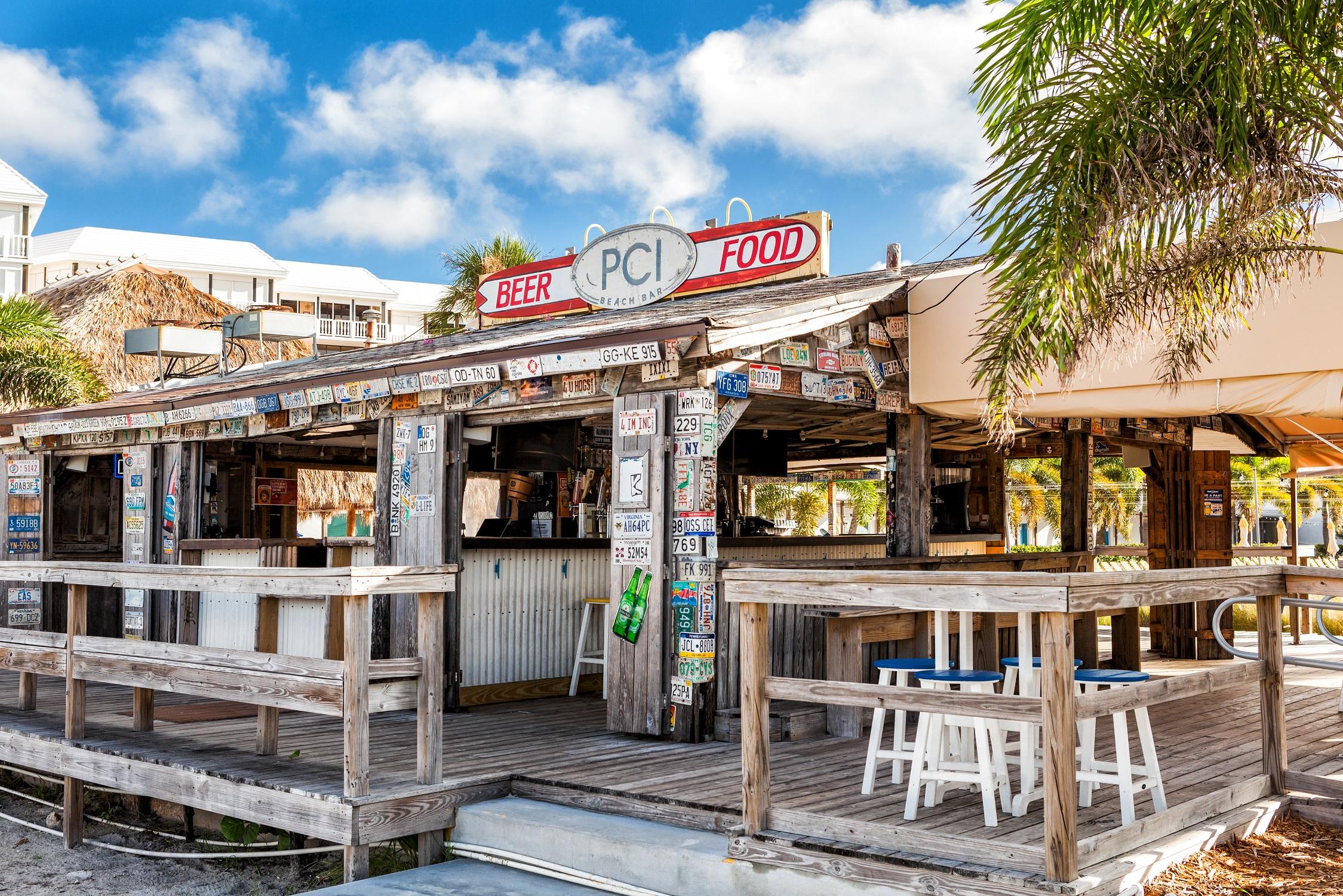 Postcard Inn On The Beach St. Pete Beach Exterior foto